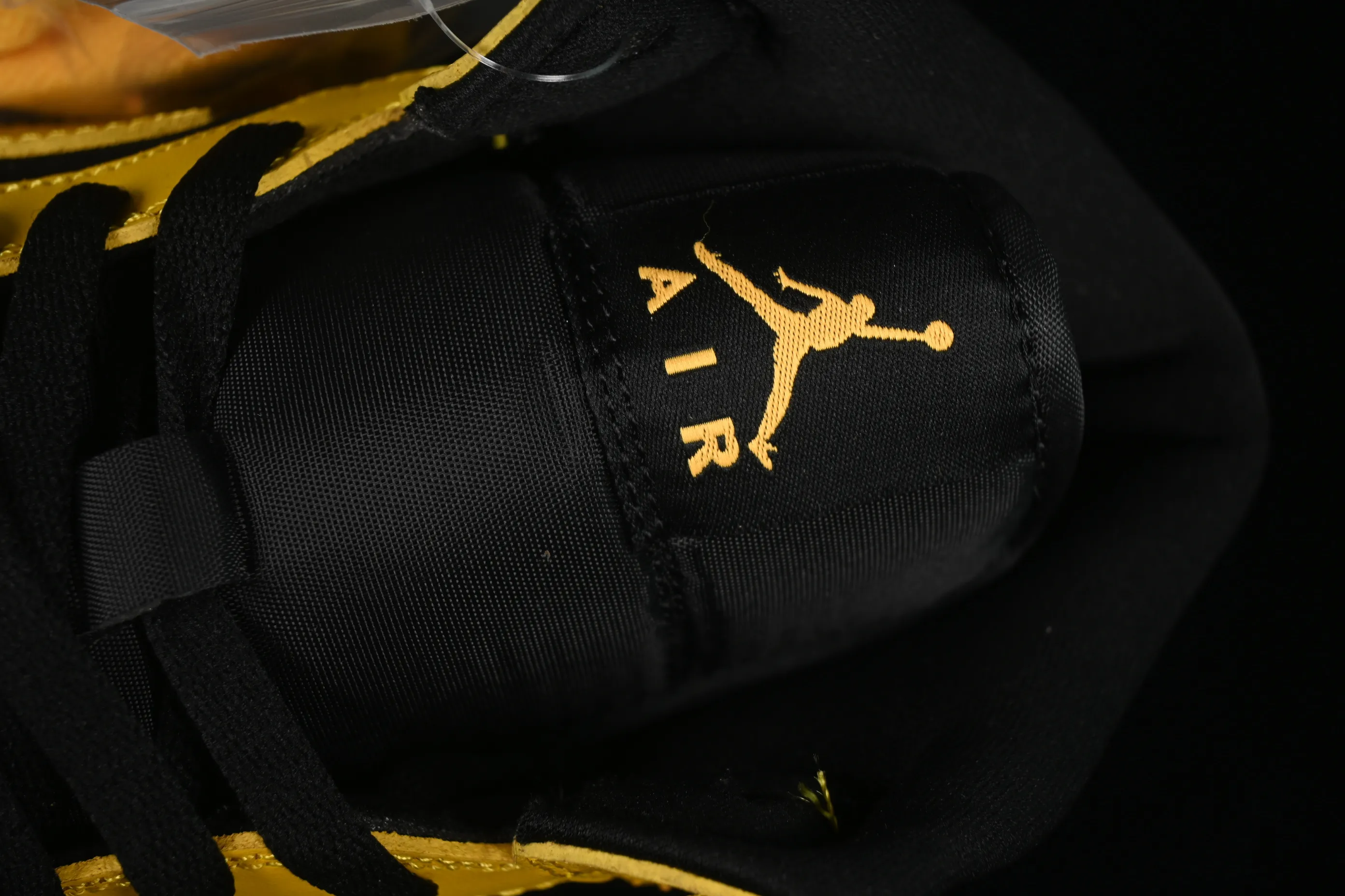 All categories Air Jordan Jordan series basketball shoes Air Jordan 1 Mid Air Jordan 1 Mid AJ1 Joe 1 black and yellow mid-top cultural and casual sneakers HJ6654-071